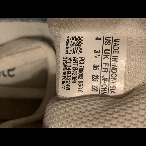 Adidas - Picture 4 of 4